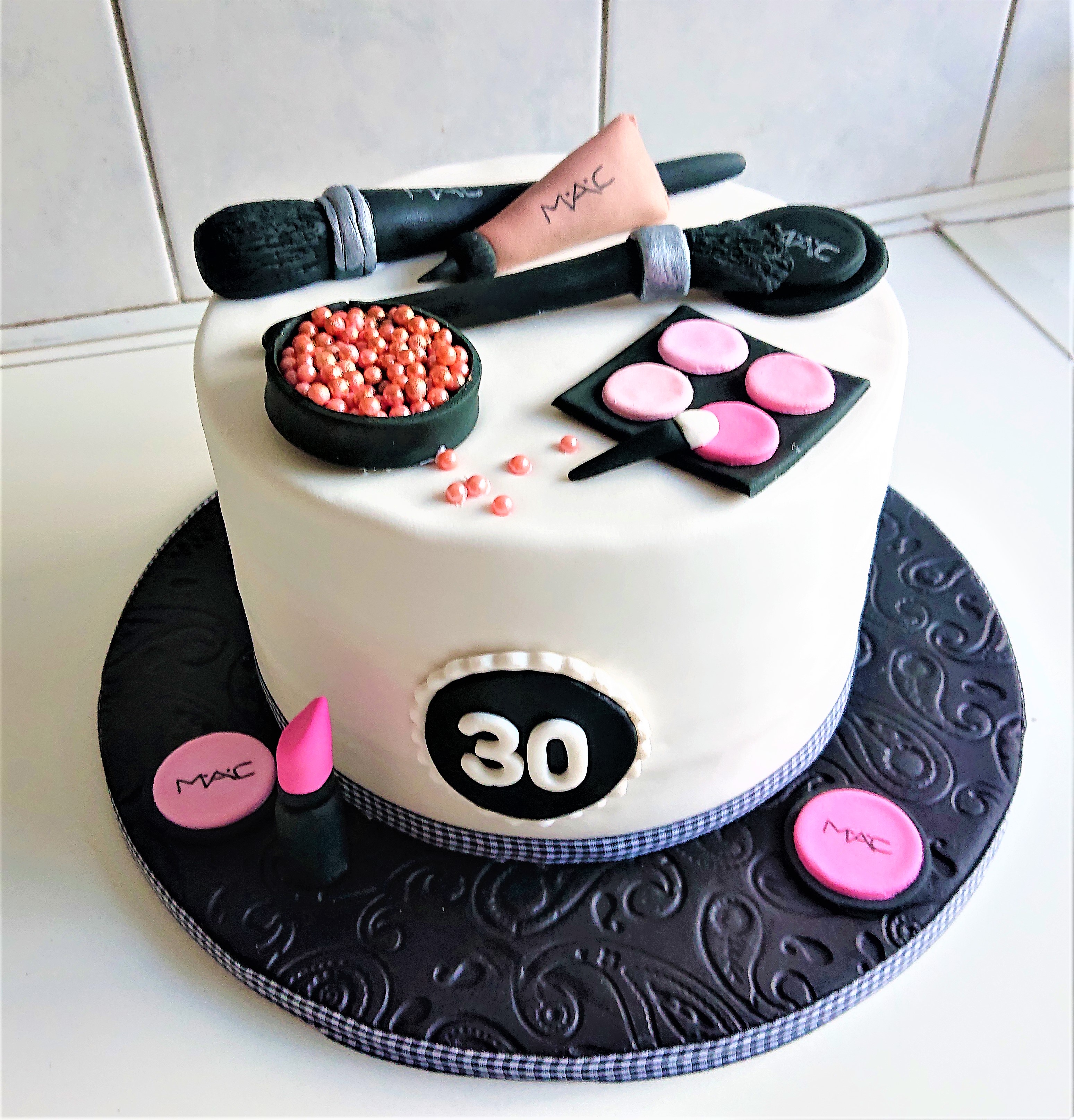 make up cake make up cake